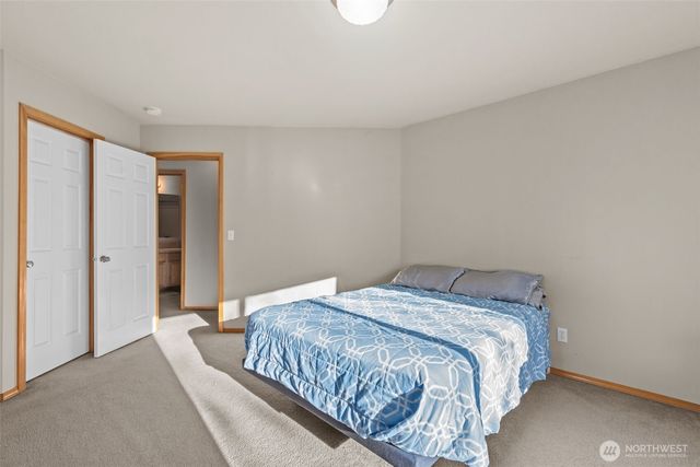 30900 30th Avenue SW, Federal Way, WA 98023