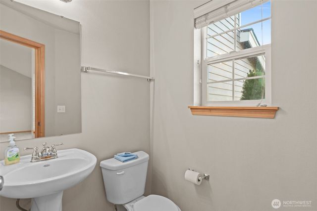 30900 30th Avenue SW, Federal Way, WA 98023