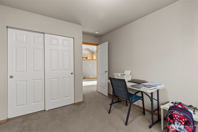 30900 30th Avenue SW, Federal Way, WA 98023