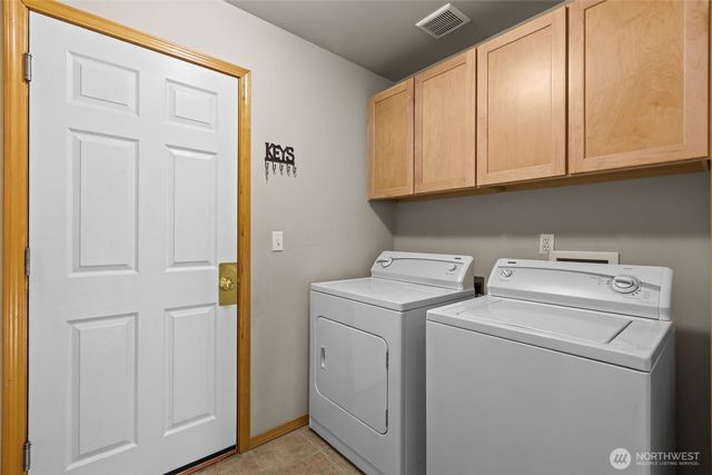 30900 30th Avenue SW, Federal Way, WA 98023