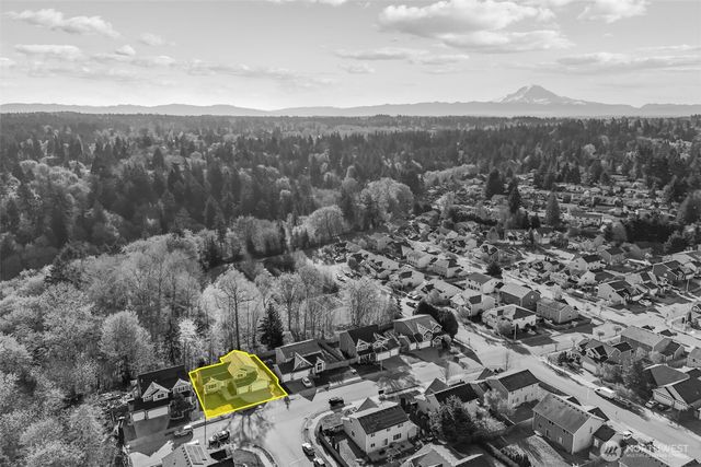 30900 30th Avenue SW, Federal Way, WA 98023