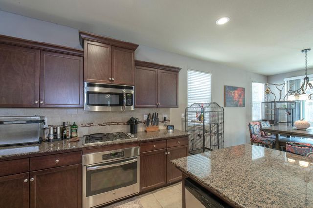 3424 Flint Avenue, Clovis, CA 93619