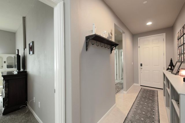 3424 Flint Avenue, Clovis, CA 93619