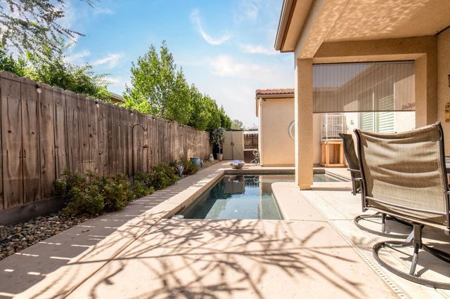 3424 Flint Avenue, Clovis, CA 93619