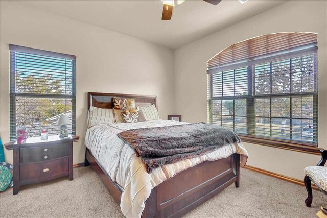 6020 NW Williams Ave, Lawton, OK 73505