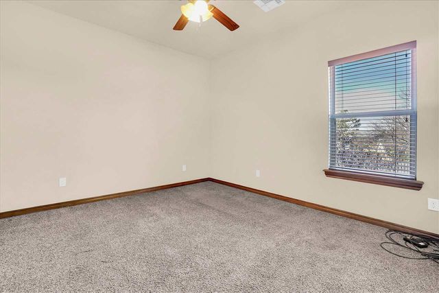 6020 NW Williams Ave, Lawton, OK 73505