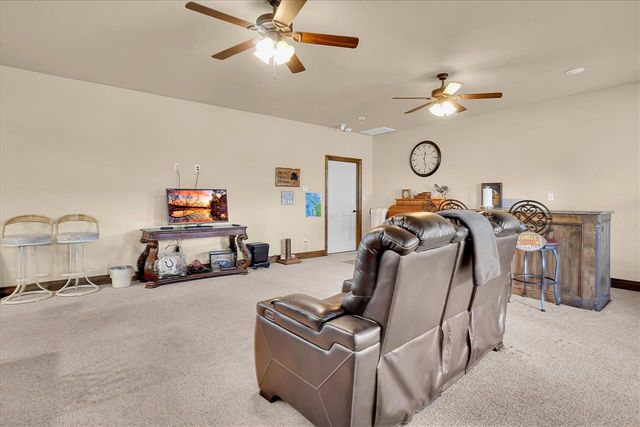 6020 NW Williams Ave, Lawton, OK 73505