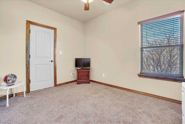 6020 NW Williams Ave, Lawton, OK 73505