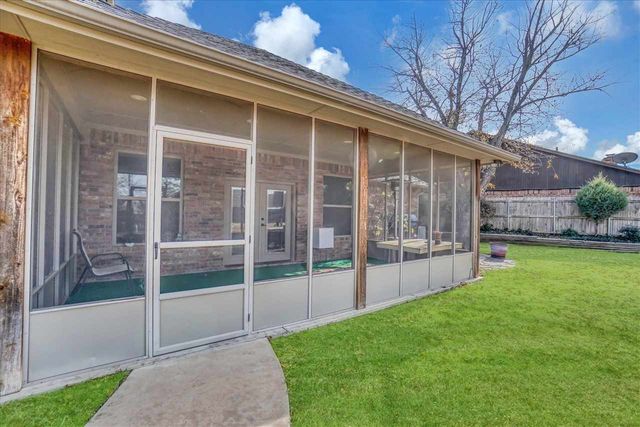 6020 NW Williams Ave, Lawton, OK 73505