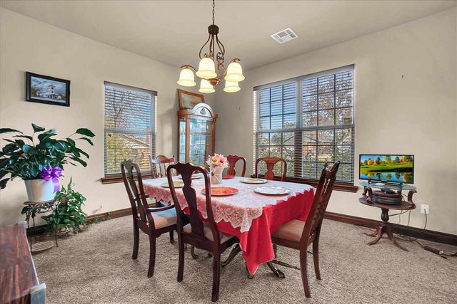 6020 NW Williams Ave, Lawton, OK 73505