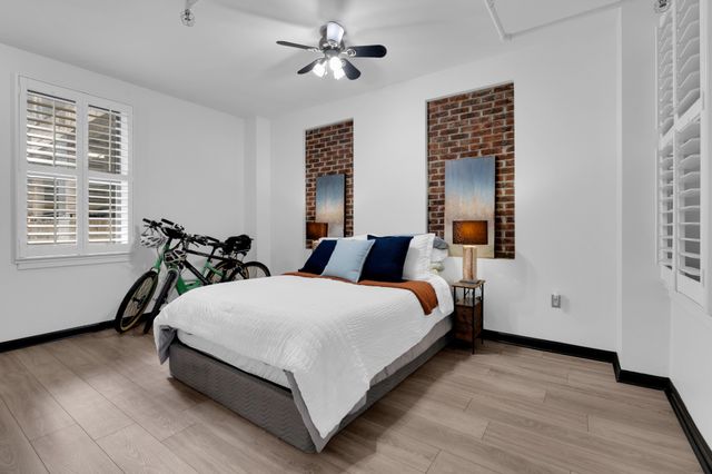 700 Church St Apt 208, Nashville, TN 37203