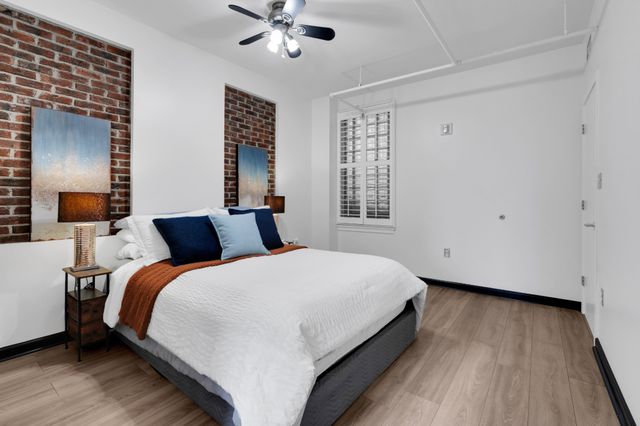 700 Church St Apt 208, Nashville, TN 37203