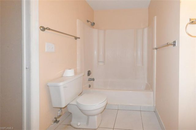 8101 Country RD 203, Fort Myers, FL 33919