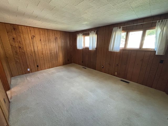 1020 S Ledford Street, Harrisburg, IL 62946