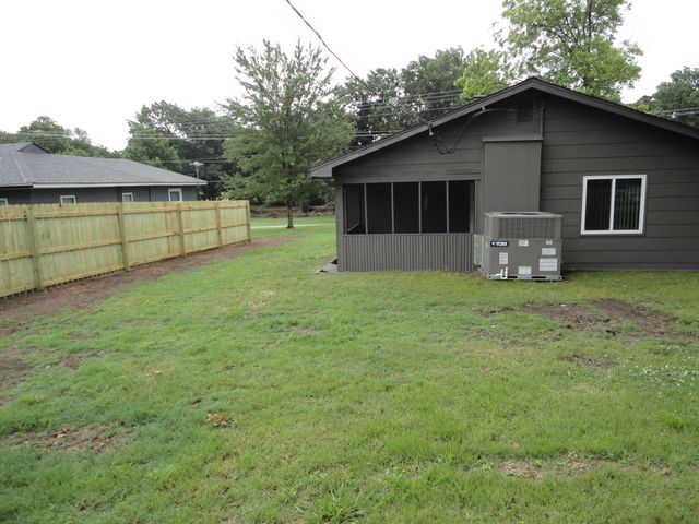 445 River Road, Langley, OK 74350