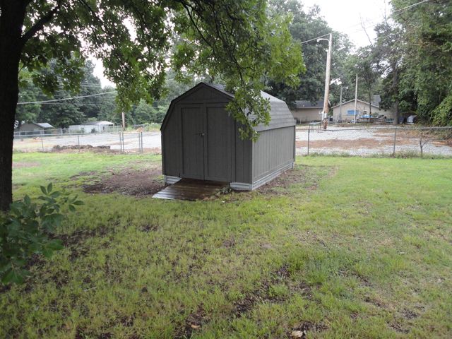445 River Road, Langley, OK 74350