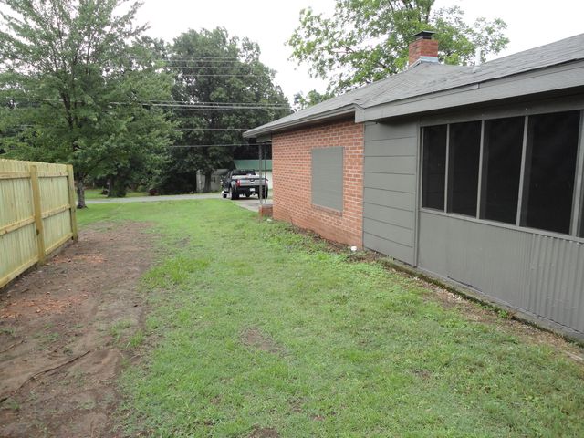 445 River Road, Langley, OK 74350