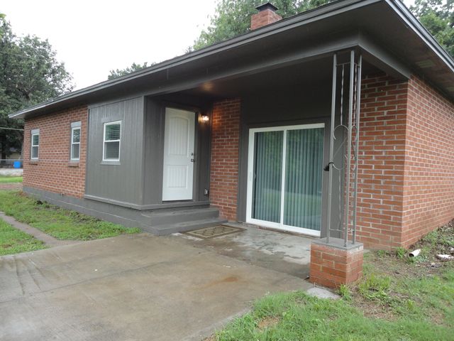 445 River Road, Langley, OK 74350