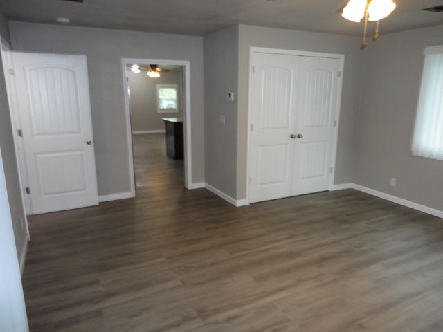 445 River Road, Langley, OK 74350