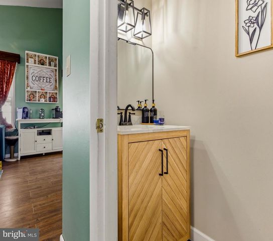 49 MIRACLE DR, Williamstown, NJ 08094