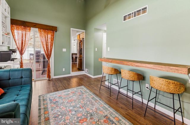 49 MIRACLE DR, Williamstown, NJ 08094