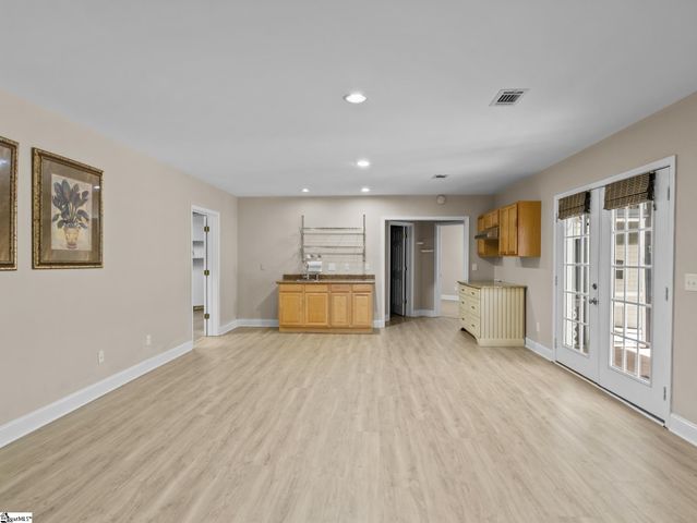 31 Silver Knoll Court, Greer, SC 29651