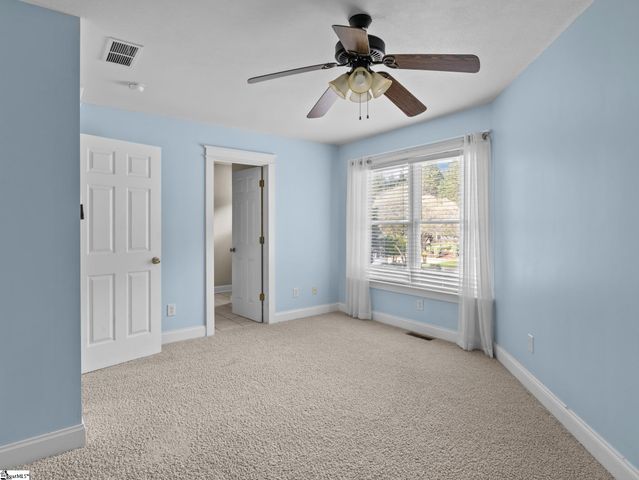 31 Silver Knoll Court, Greer, SC 29651