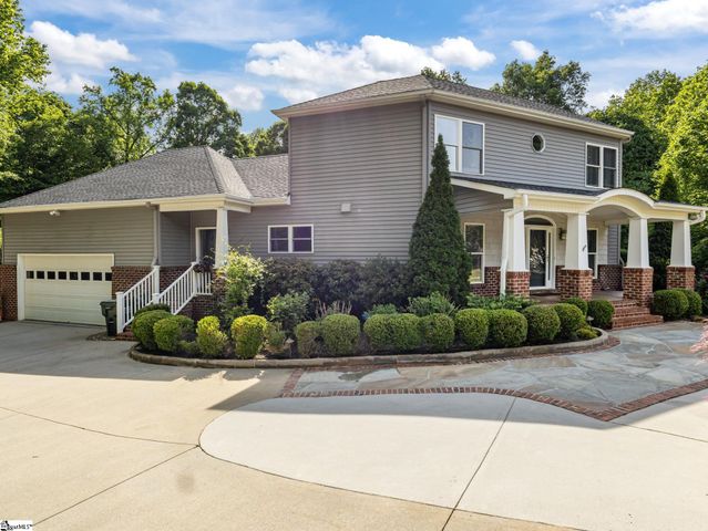 31 Silver Knoll Court, Greer, SC 29651