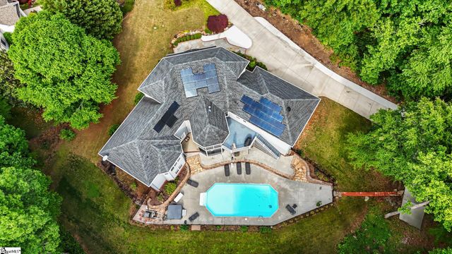 31 Silver Knoll Court, Greer, SC 29651