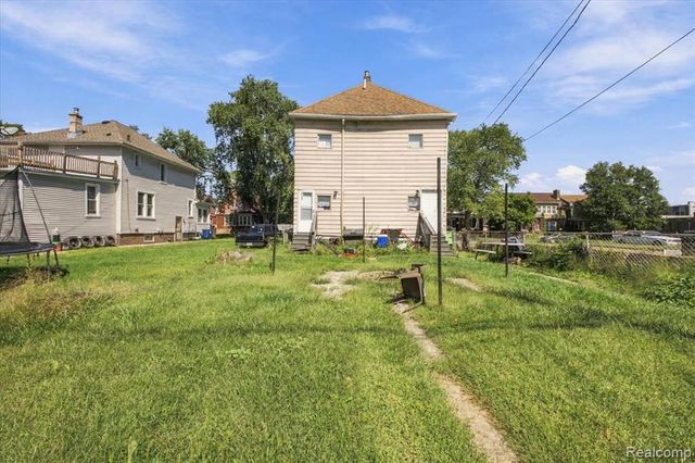 19 Linden Street, River Rouge, MI 48218