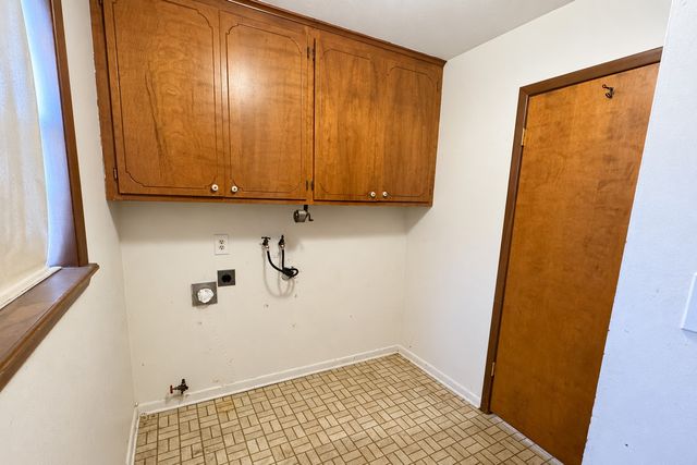 3177 S 74th East Avenue, Tulsa, OK 74145