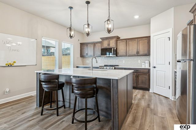 16908 Curtis Avenue, Omaha, NE 68116