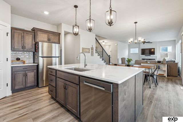 16908 Curtis Avenue, Omaha, NE 68116