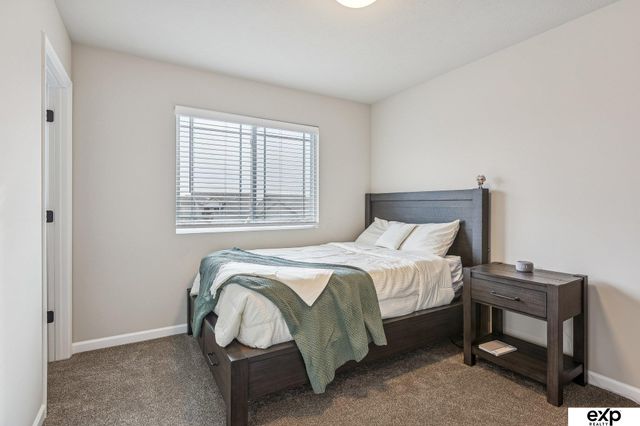 16908 Curtis Avenue, Omaha, NE 68116