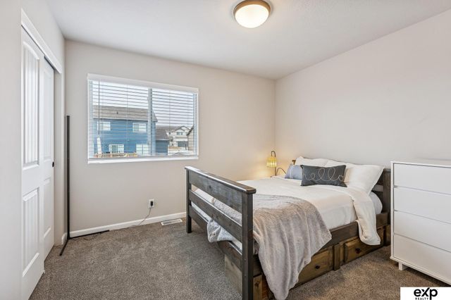 16908 Curtis Avenue, Omaha, NE 68116