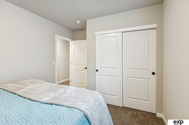 16908 Curtis Avenue, Omaha, NE 68116