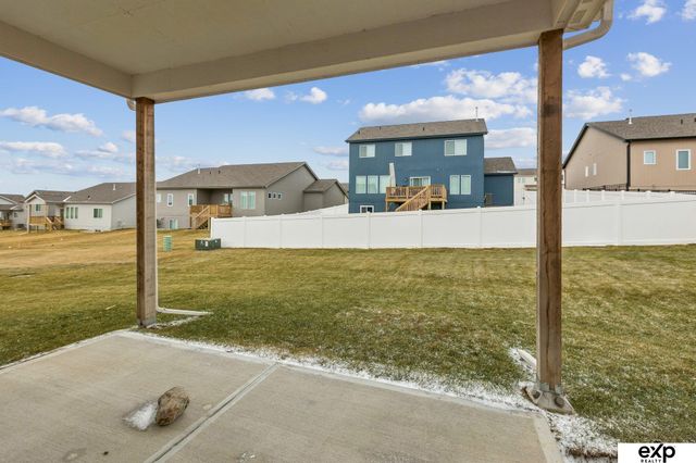 16908 Curtis Avenue, Omaha, NE 68116