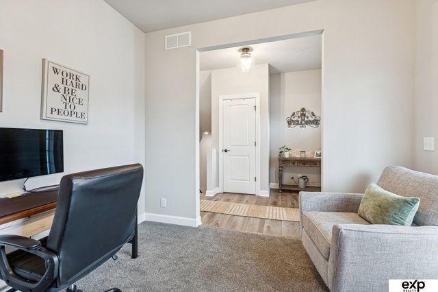 16908 Curtis Avenue, Omaha, NE 68116