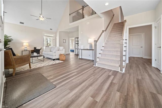 4609 Longleaf PL, Chesapeake, VA 23321