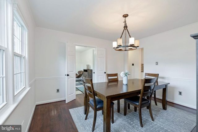 7810 HAYFIELD RD, Alexandria, VA 22315