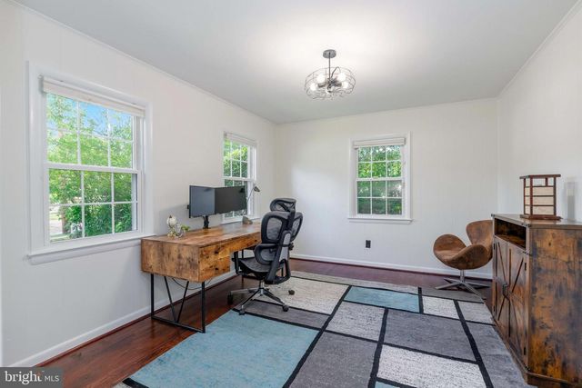 7810 HAYFIELD RD, Alexandria, VA 22315