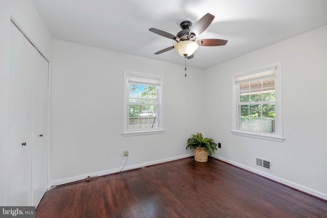 7810 HAYFIELD RD, Alexandria, VA 22315