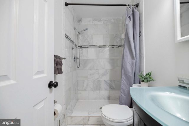7810 HAYFIELD RD, Alexandria, VA 22315