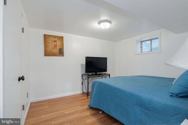 7810 HAYFIELD RD, Alexandria, VA 22315