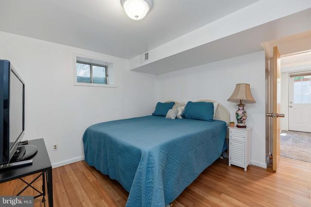 7810 HAYFIELD RD, Alexandria, VA 22315