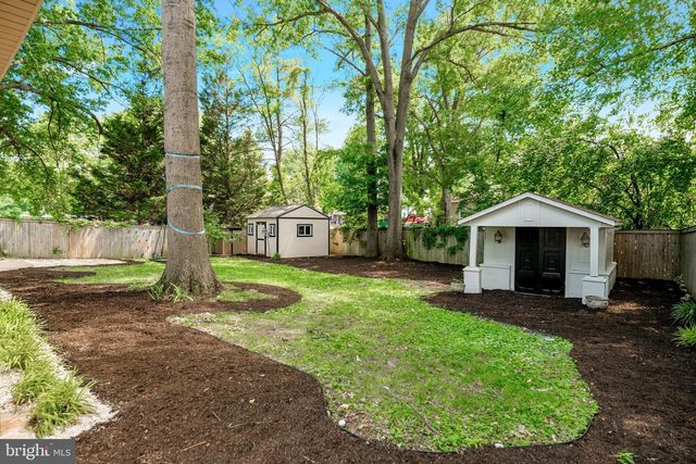 7810 HAYFIELD RD, Alexandria, VA 22315