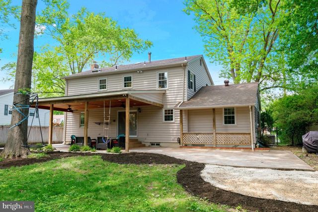 7810 HAYFIELD RD, Alexandria, VA 22315