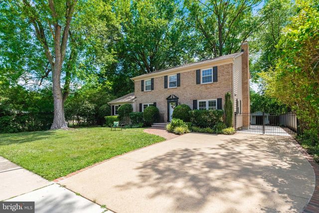7810 HAYFIELD RD, Alexandria, VA 22315