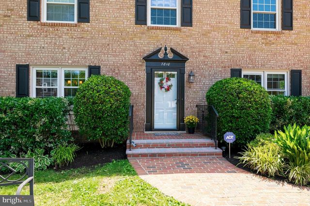 7810 HAYFIELD RD, Alexandria, VA 22315