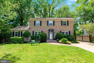 7810 HAYFIELD RD, Alexandria, VA 22315